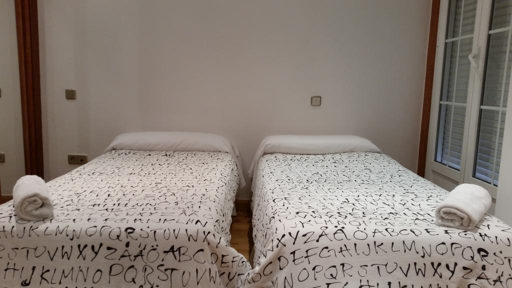 Apartamentos Good Stay Prado Madrid Chambre photo