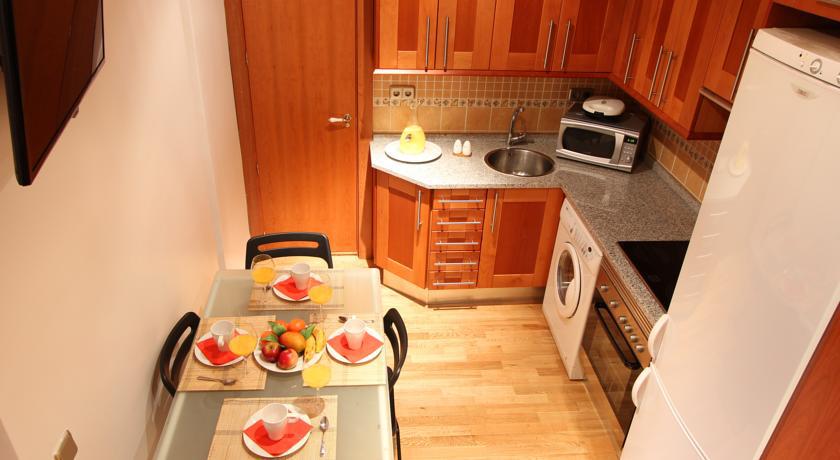 Apartamentos Good Stay Prado Madrid Chambre photo