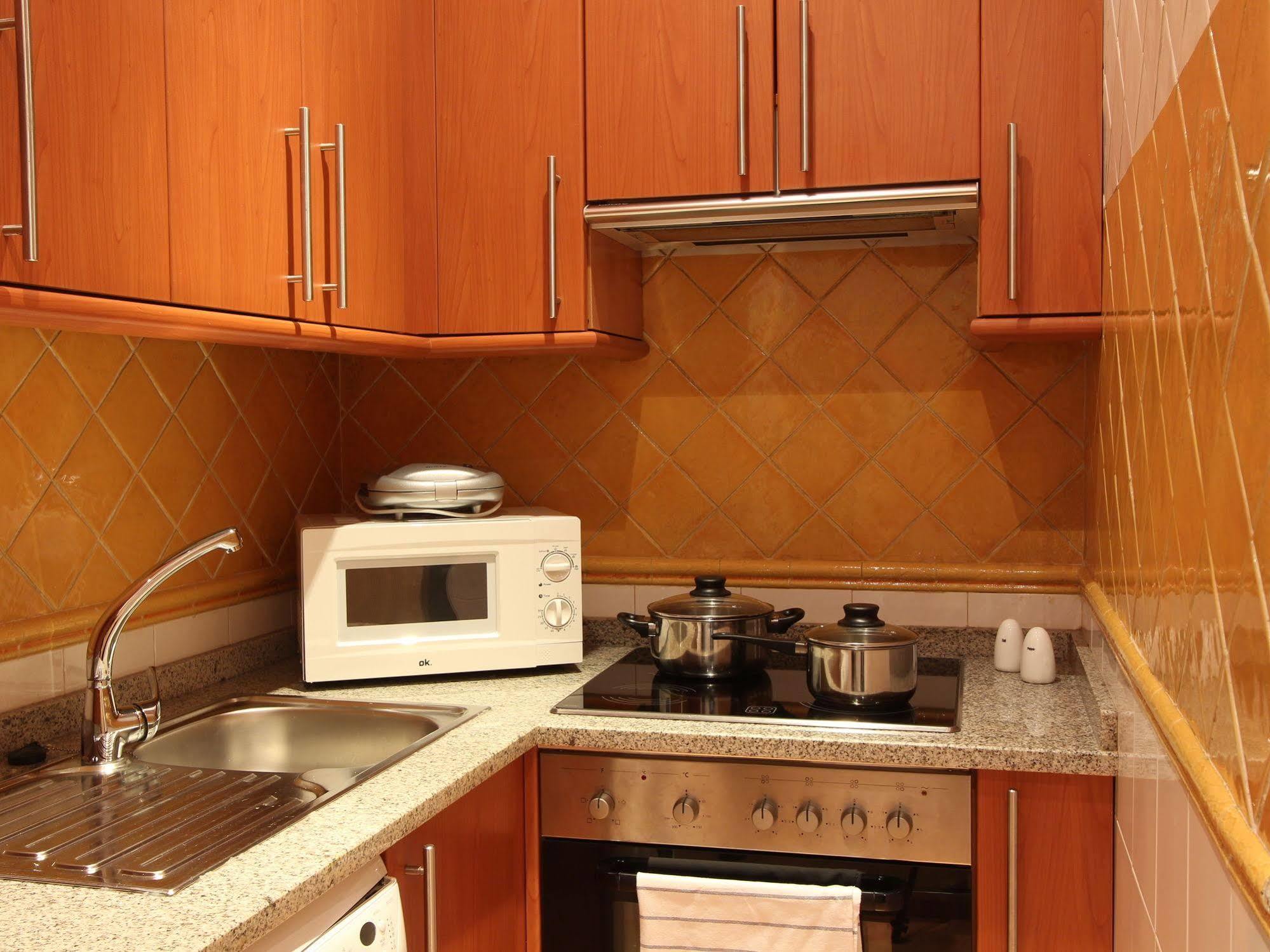 Apartamentos Good Stay Prado Madrid Extérieur photo