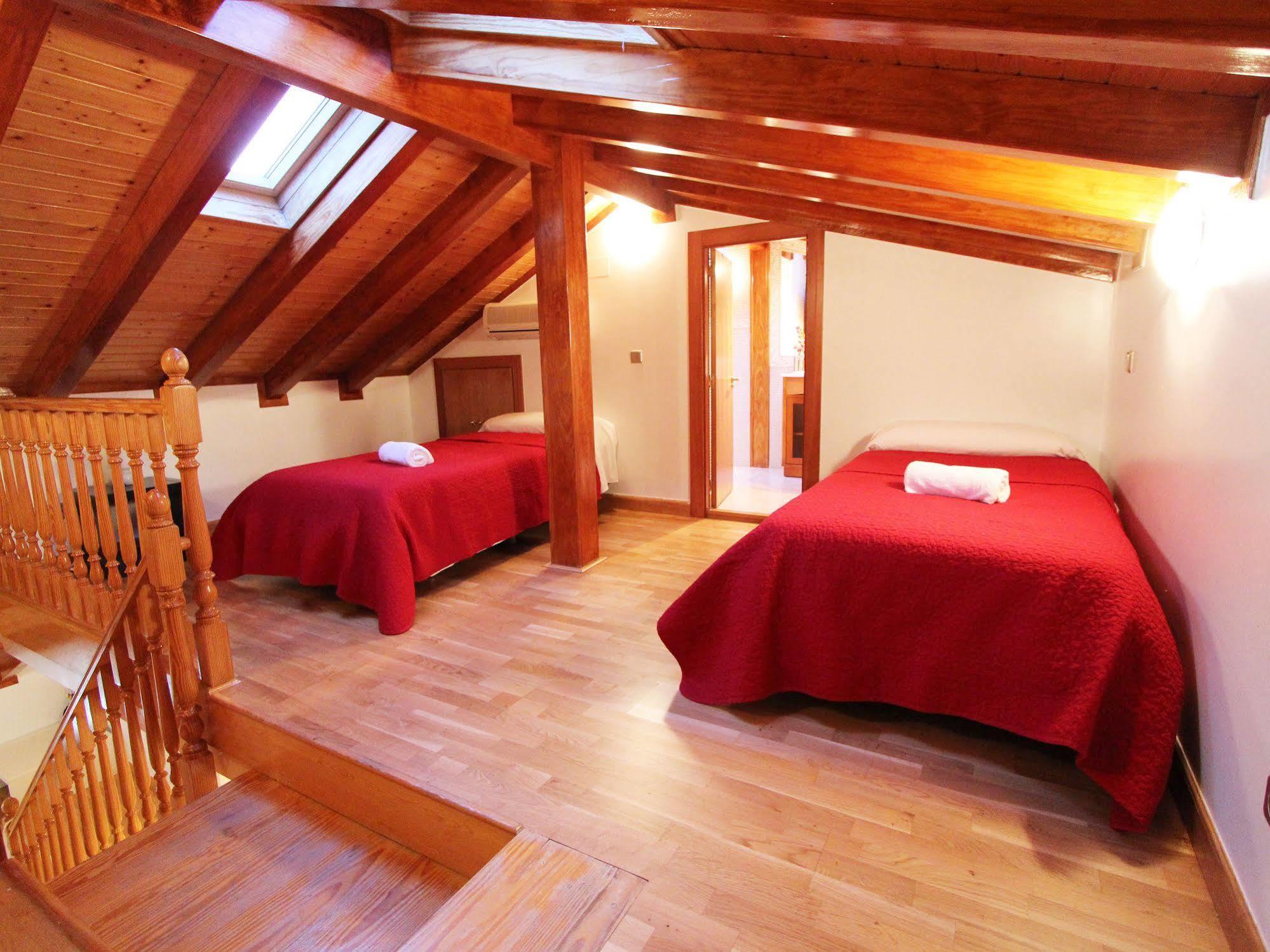 Apartamentos Good Stay Prado Madrid Extérieur photo