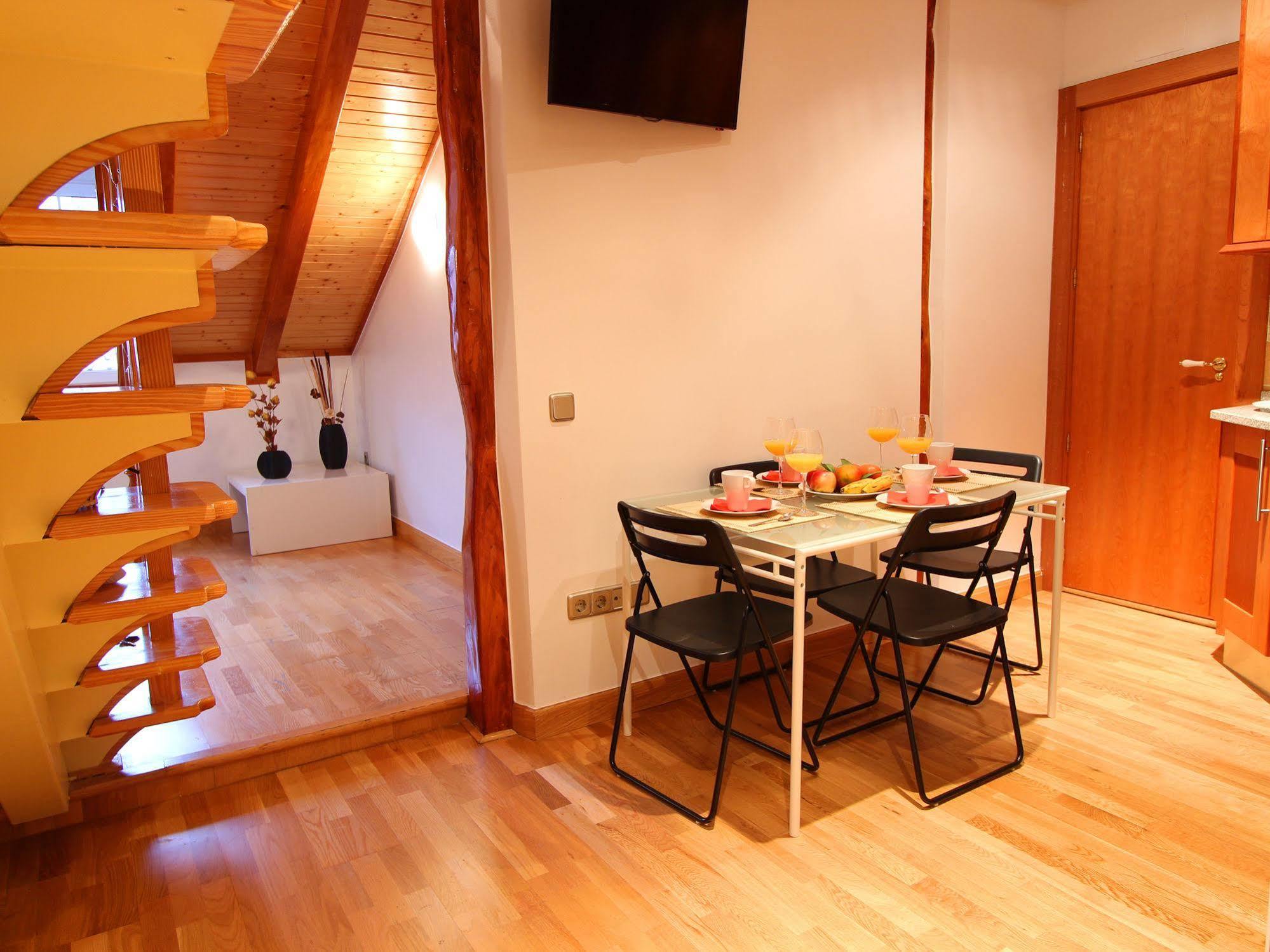 Apartamentos Good Stay Prado Madrid Extérieur photo